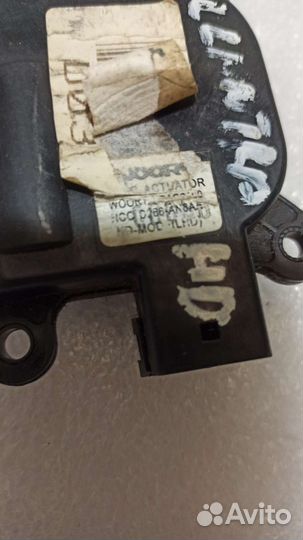 Сервопривод заслонок отопителя Hyundai Elantra HD