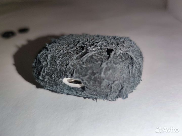 Чехол для Airpods Pro пластиковый с тканью