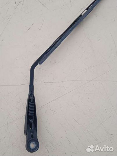 Поводок дворника задний Mitsubishi RVR N11W