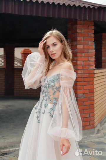 Вечернее платье