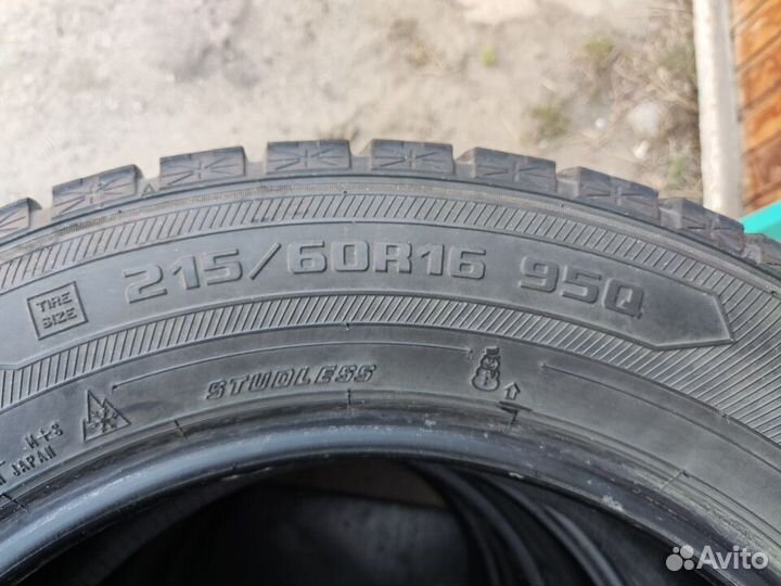 Goodyear Ice Navi 6 215/60 R16 95Q