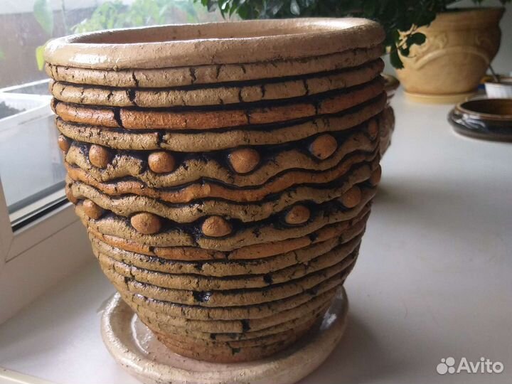 Горшок глиняный