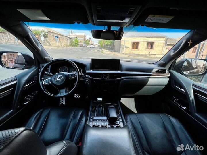 Lexus LX 5.7 AT, 2018, 61 000 км