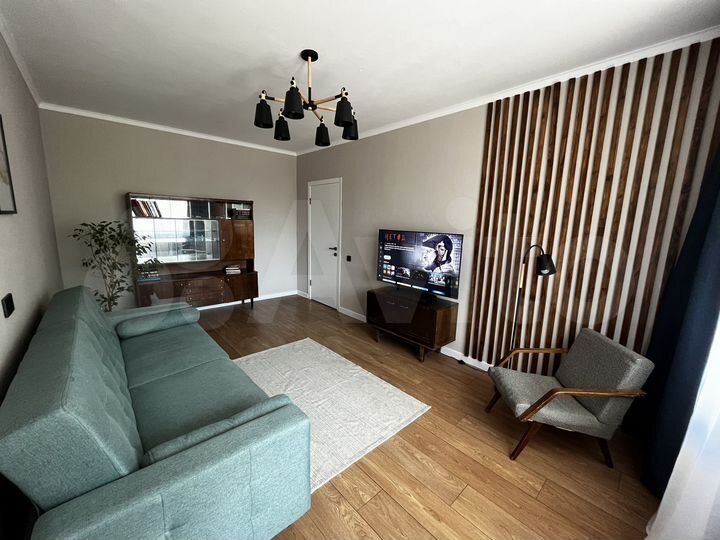 2-к. квартира, 49 м², 3/9 эт.