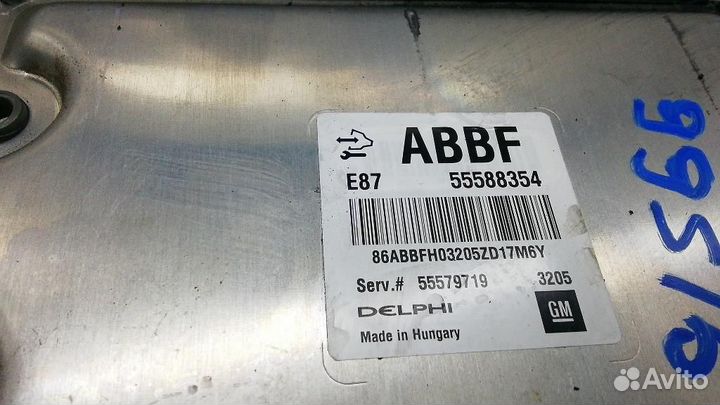Блок управления двигателем Opel Astra J