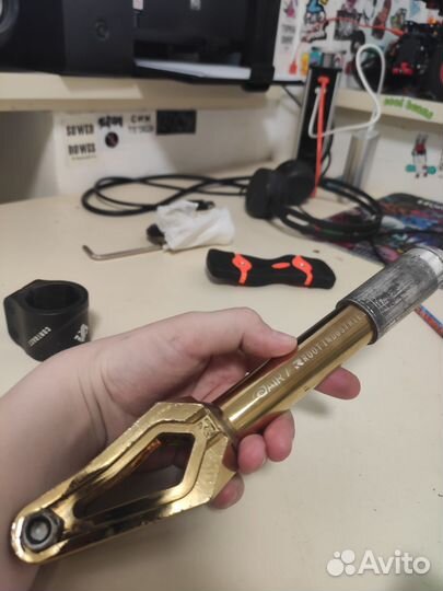 Вилка для трюкового самоката ihic root