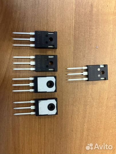 Транзистор 60R060P7