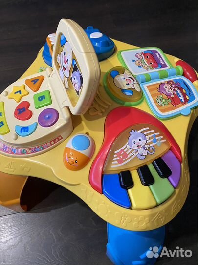 Развивающий столик fisher price