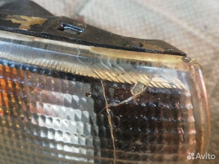 Указатель поворота Митсубиси Галант 7