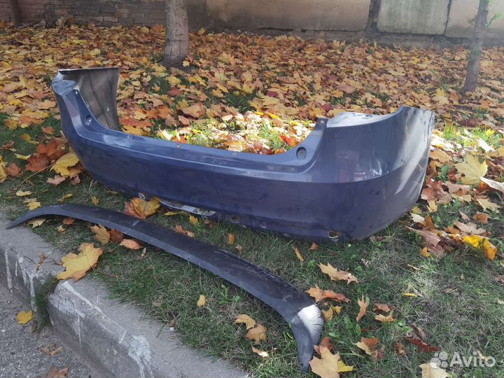 Задний бампер LADA vesta синий