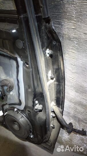 Дверь задняя левая черная Nissan X-Trail T31