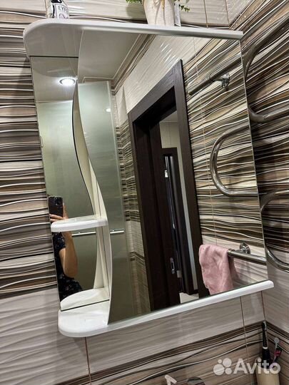 Мебель для ванной комнаты бу,раковина,шкаф-зеркало