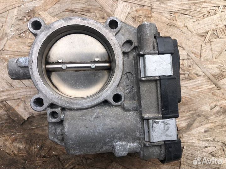 Дроссельная заслонка Volkswagen Tiguan 2009
