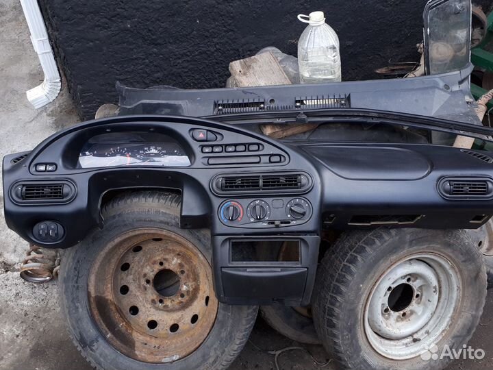 Панель на шевроле ниву