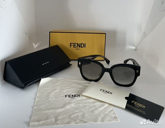Солнцезащитные очки Fendi оригинал