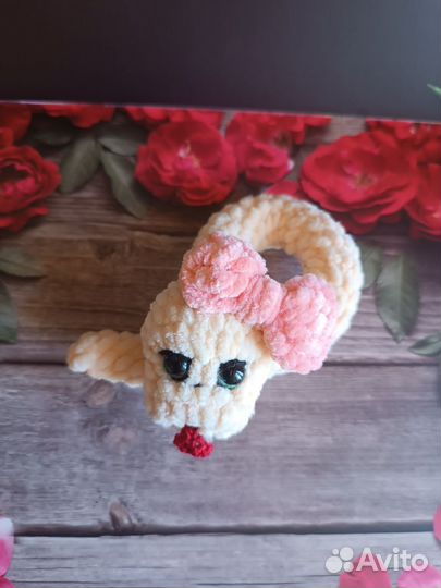 Плюшевая змейка