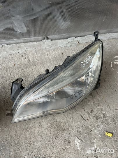 Фара опель астра j левая правая