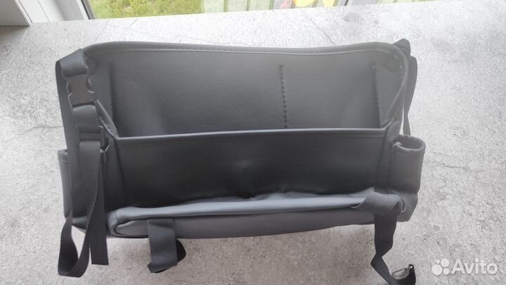 Органайзер на спинку сиденья автомобиля