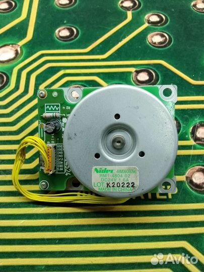 RM1-4804 Мотор HP CP1215