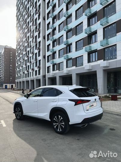 Lexus NX 2.0 AT, 2019, 43 000 км