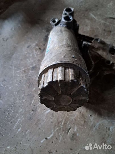 Корпус масляного фильтра Mercedes W140