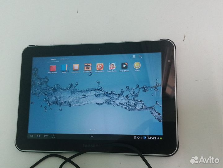 Планшет Samsung GT-P7300 Galaxy Tab 8.9 (16гб )