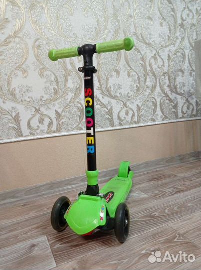 Самокат детский трехколесный бу