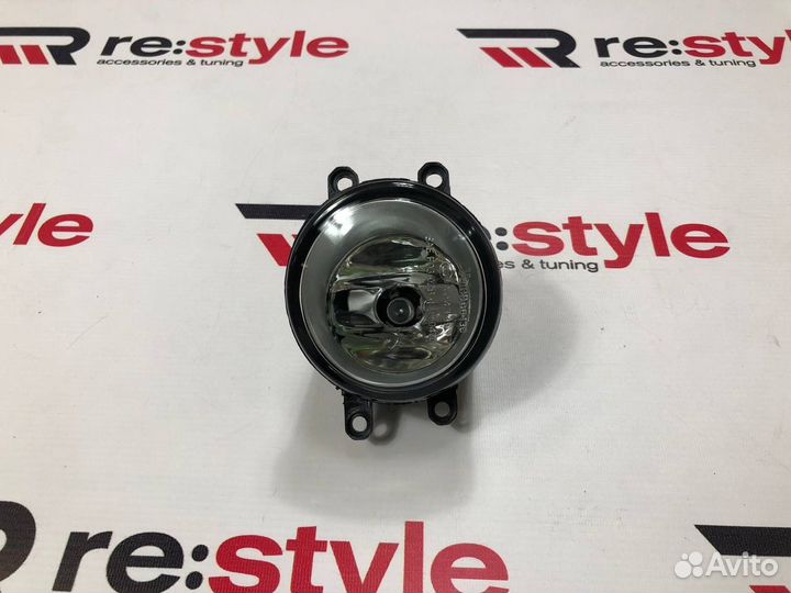 Туманка Toyota / Lexus 4 уха Valeo Правая T1854