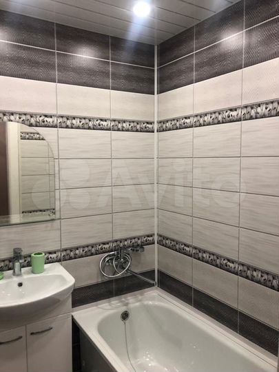 2-к. квартира, 54 м², 4/9 эт.