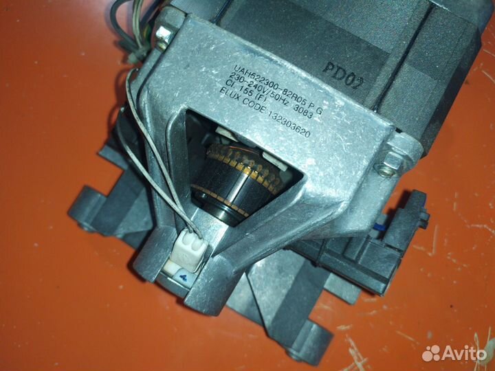 Электродвигатель стиральной машины AEG