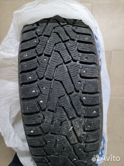 Pirelli Winter Ice Zero 215/60 R17 100T