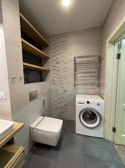 3-к. квартира, 79,6 м², 2/4 эт.