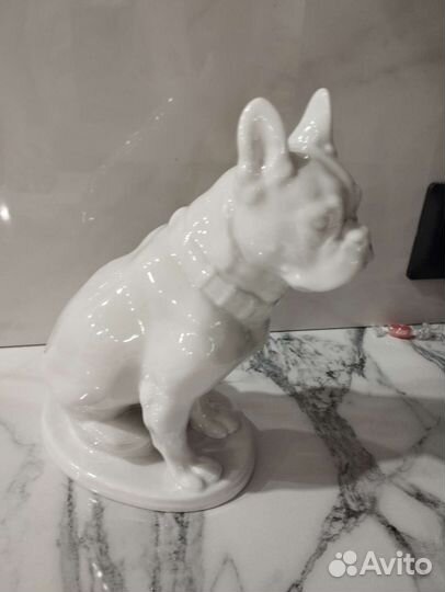 Фарфоровые статуэтки