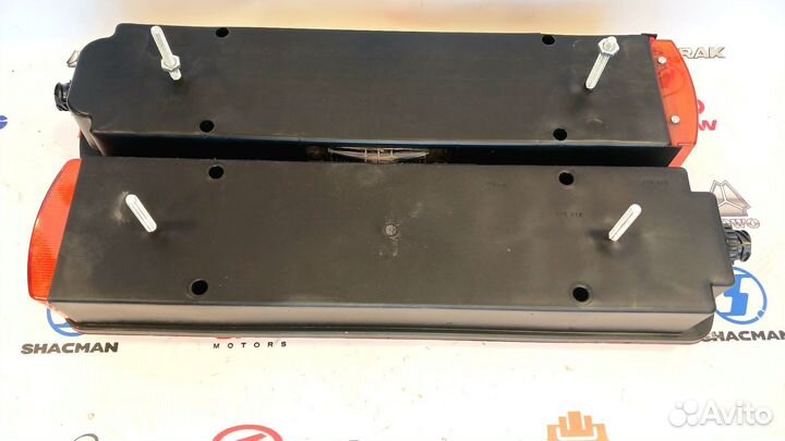 Фонарь задний howo левый/правый 24V