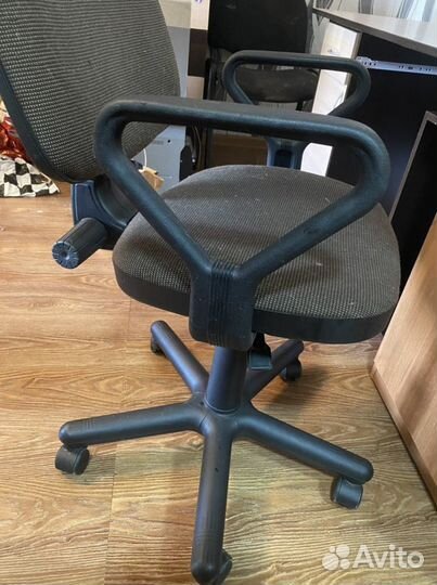 Компьютерное кресло