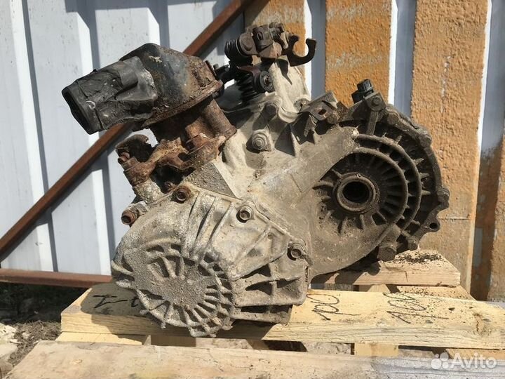 МКПП (механическая коробка переключения передач) H