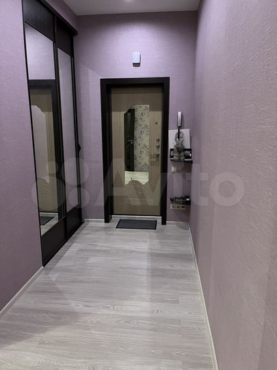 2-к. квартира, 83 м², 14/17 эт.