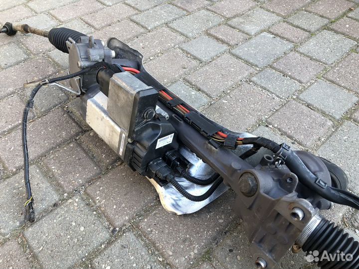 Рулевая рейка на Volkswagen Golf 5 2.0 TDI