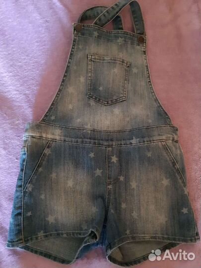 Джинсовые шорты комбинезон