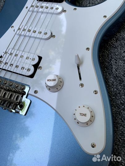 Электрогитара с комбиком