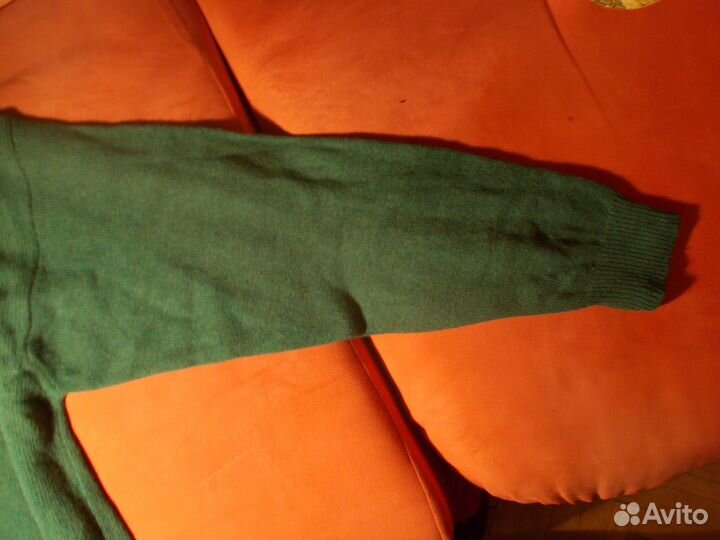 Свитер мужской зелёный