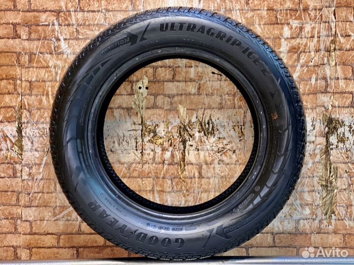 Goodyear UltraGrip Ice 2 205/60 R16 95T