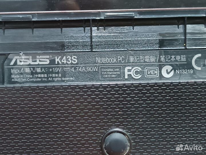 Продаю ноутбук asus