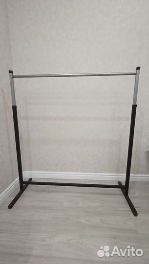 Вешало для одежды напольное
