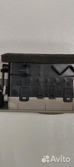 Дефлектор передний левый Audi Q7