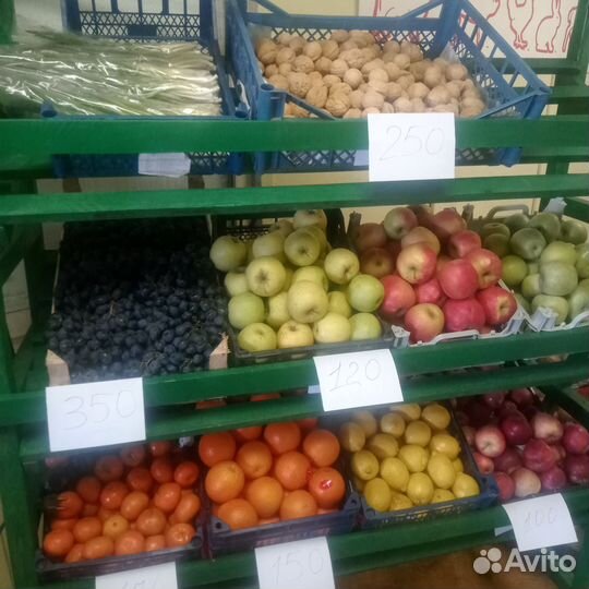 Квашеная капуста, овощи и фрукты