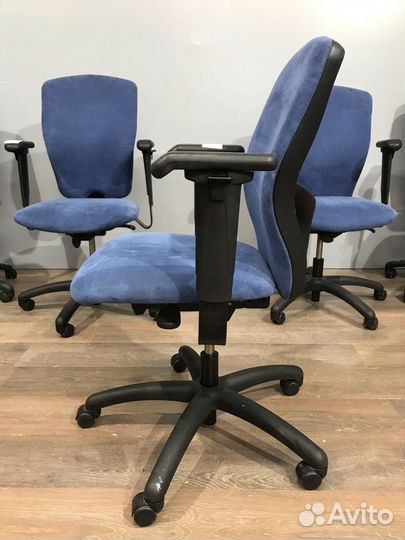 Компьютерное кресло