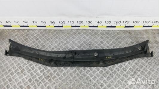 Накладка декоративная (жабо, дождевик) subaru trib