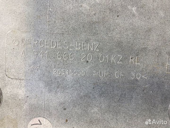 Корпус подножки правый Mercedes-Benz Actros MP2