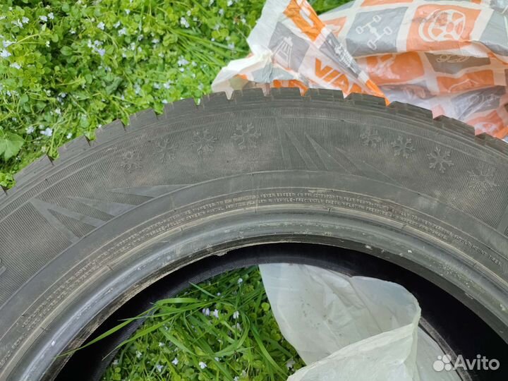 Dunlop Grandtrek Ice 02 225/65 R17 106T